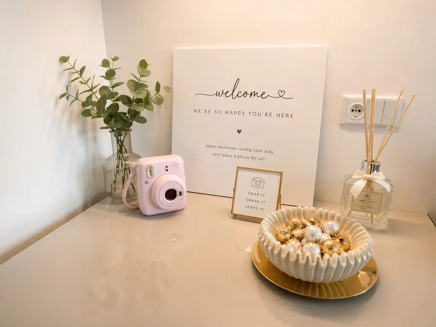 Welcome corner with an instant camera